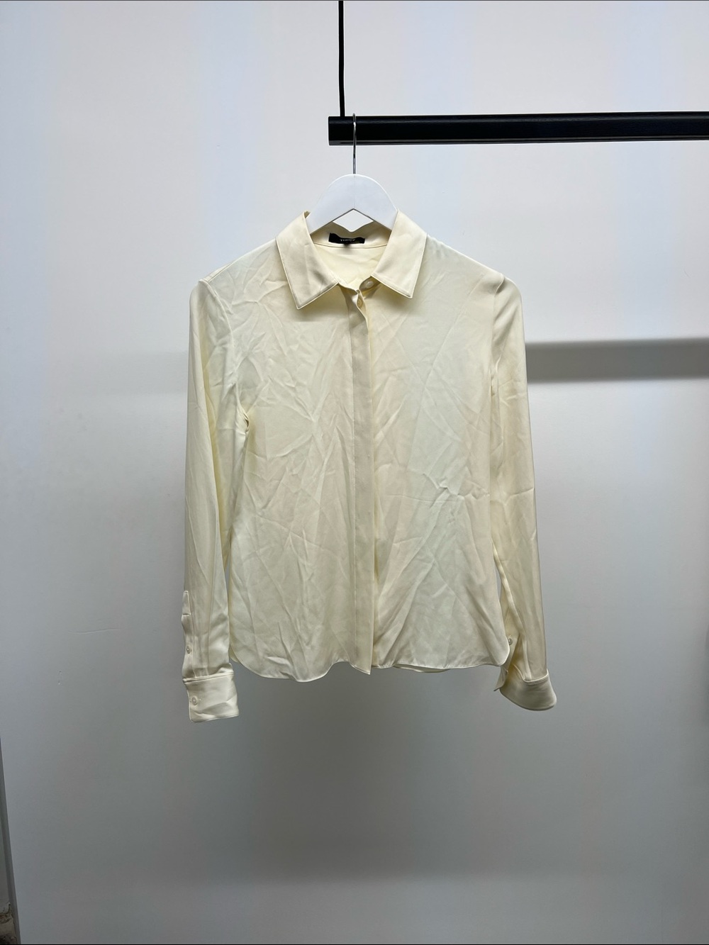 Theory Cream Silk Long-Sleeve Button-Up Shirt
